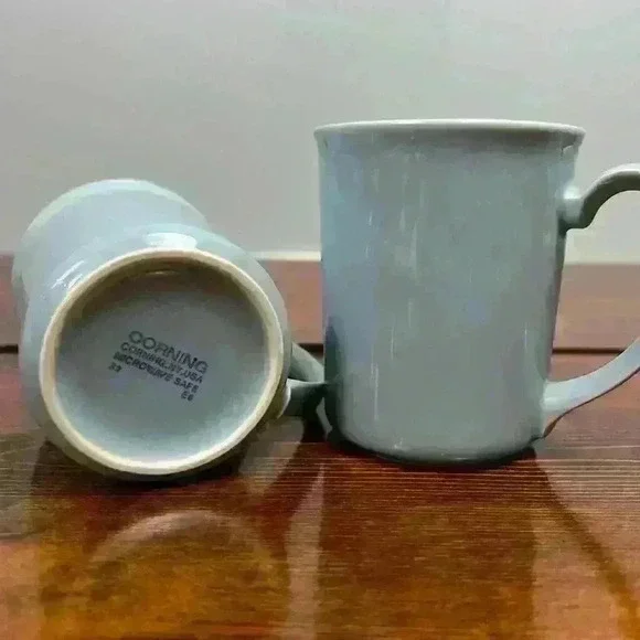 Vintage Corning Coffee Mugs Set of 2 | 1970s Corning Coffee Mug Collectable - Picture 3 of 10